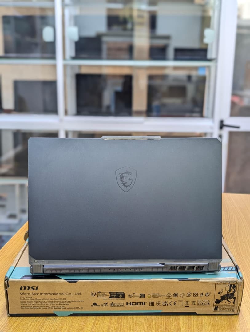 MSI CYBORG 15 A13VE Gaming Laptop | image 2